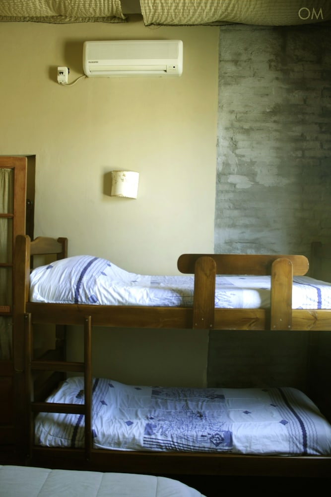 Classic Quadruple Room, 1 Bedroom, Shared Bathroom photo 2