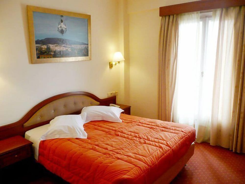 Double or Twin Room, City View photo 3