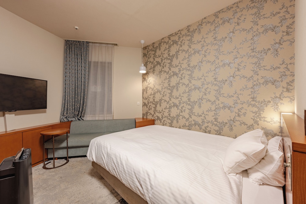 Comfort Single Room, Smoking