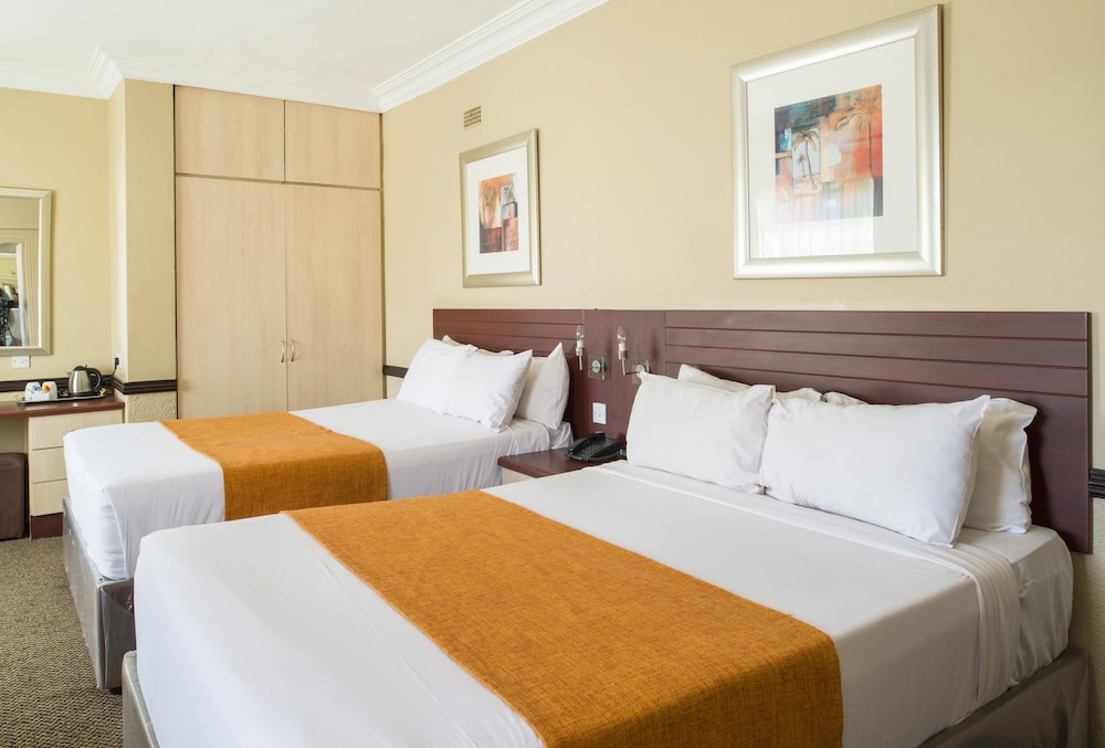 Standard Twin Room - Photo 18