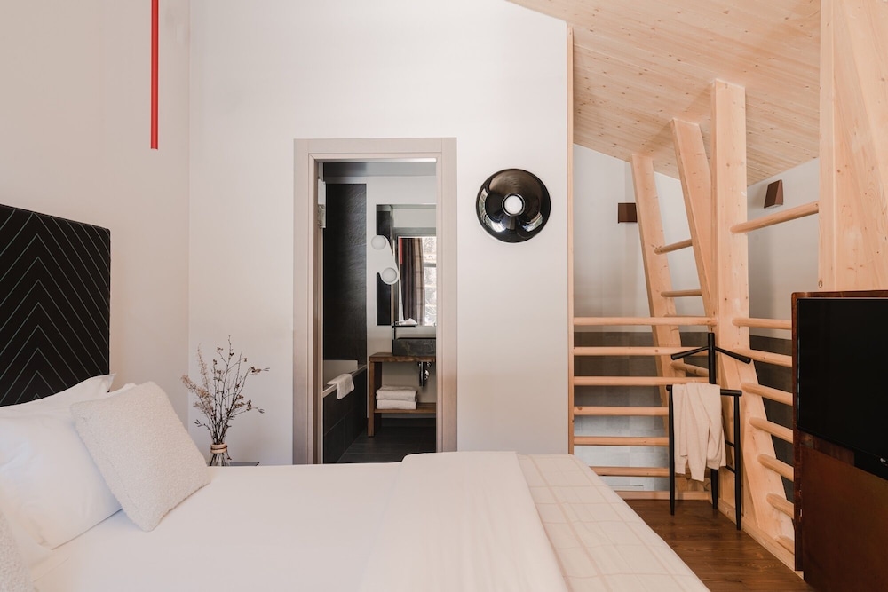 Forest Suite photo 2
