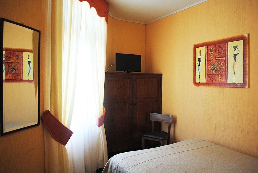 Double Room, 2 Twin Beds photo 1