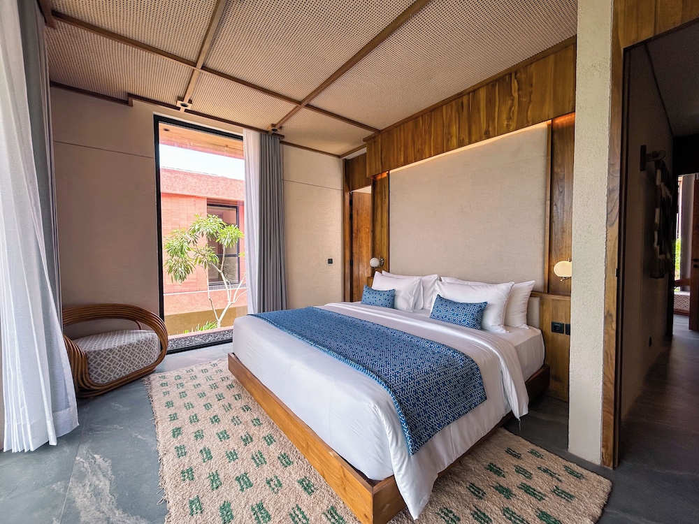 2 Bedrooms Villa Suite photo 3
