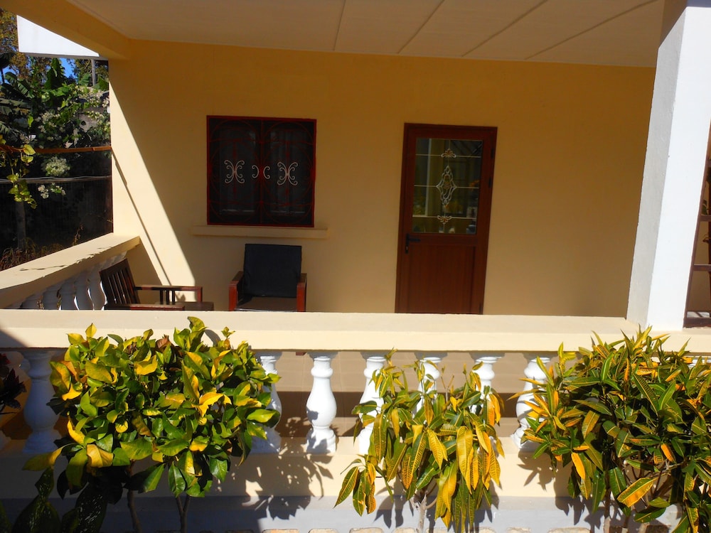 Superior Bungalow (Martiniquais) photo 2
