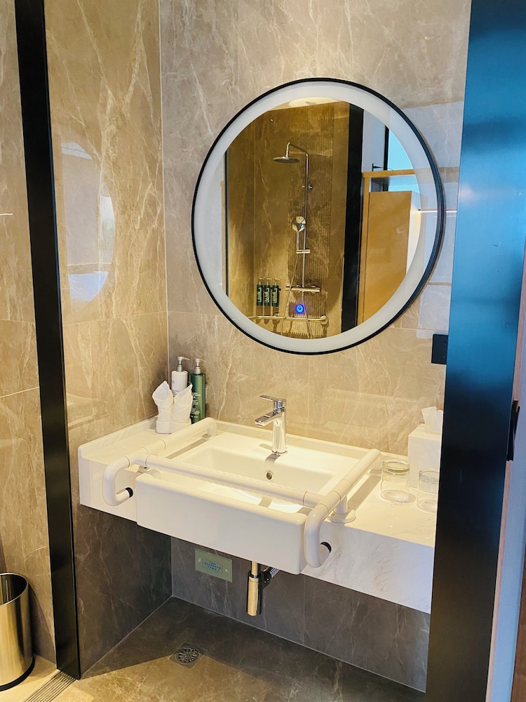 Room, 1 King Bed, Accessible