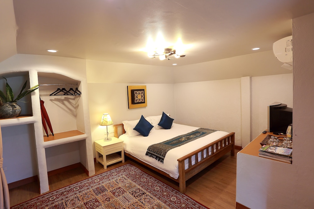 Family Room (DELUXE) photo 2