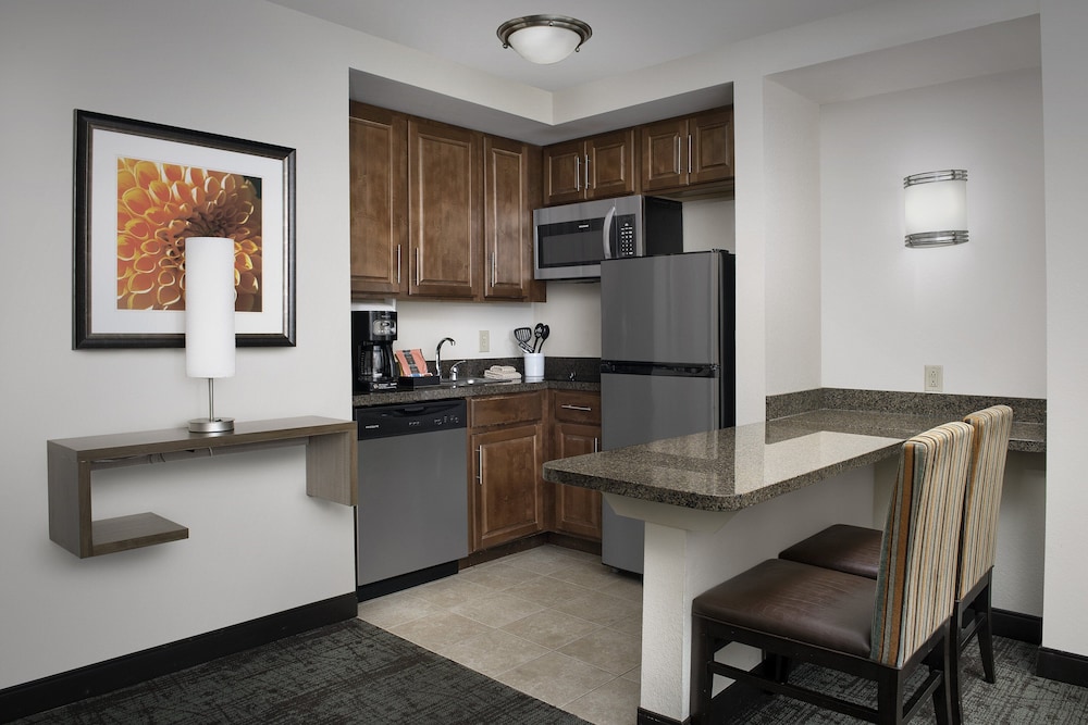 Suite, 1 Bedroom, Kitchen