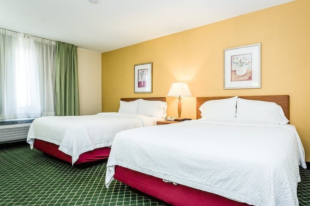 Room, 2 Queen Beds, Non Smoking - Photo 1