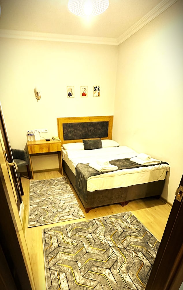 Standard Single Room, 1 Double Bed