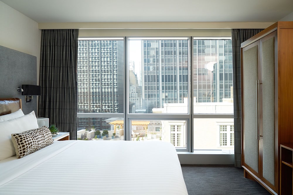 Premium Room, 1 King Bed