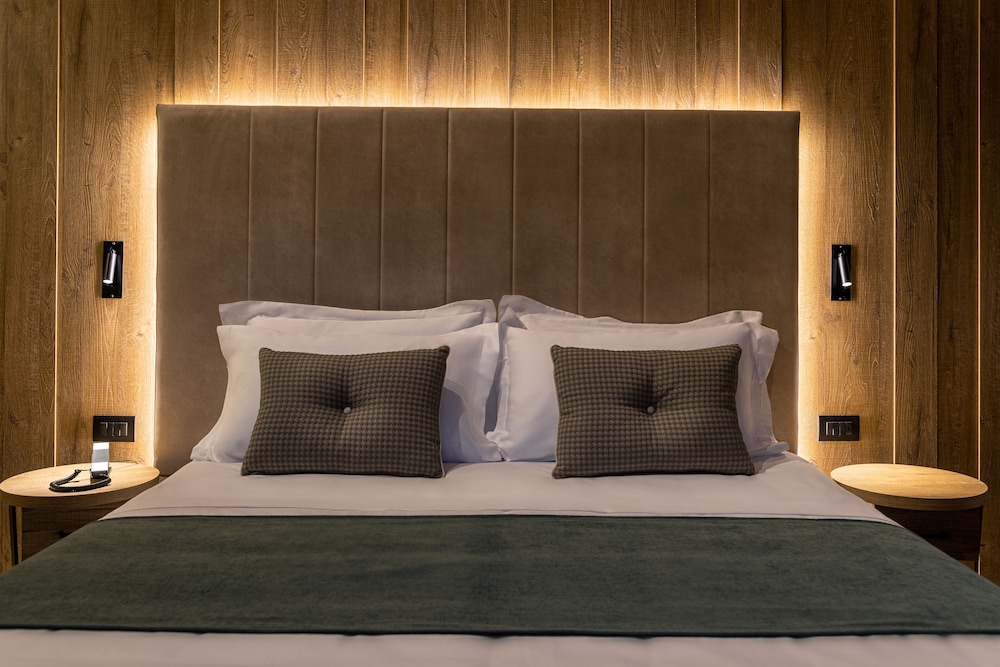 Deluxe Double Room, Non Smoking - Photo 2