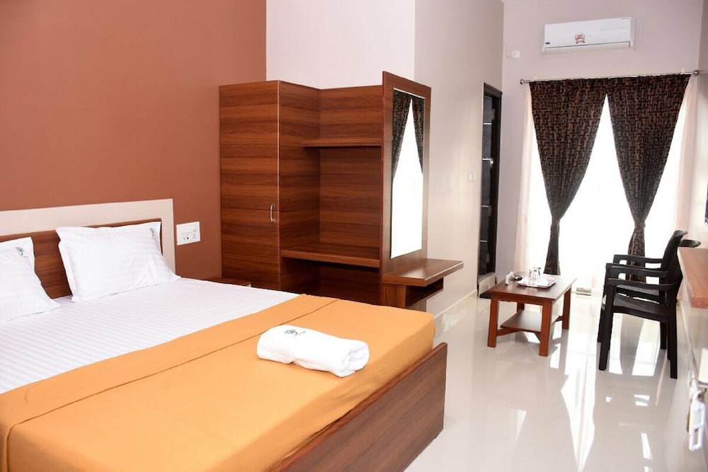 Standard Room, 1 Double Bed, City View