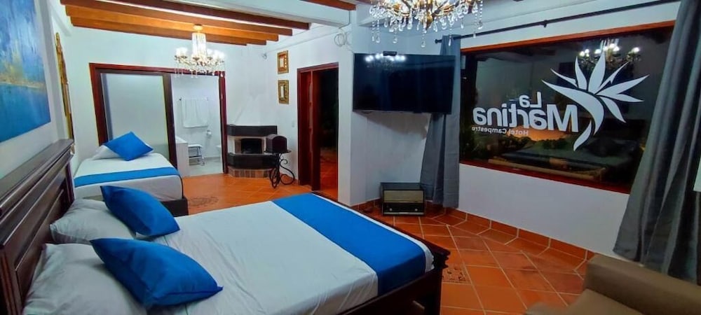 Deluxe Studio Suite