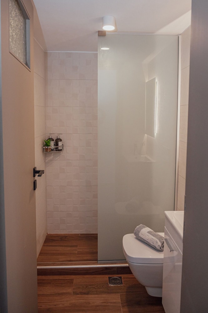 ng Lique Pool Garden Apartment, Billede 8
