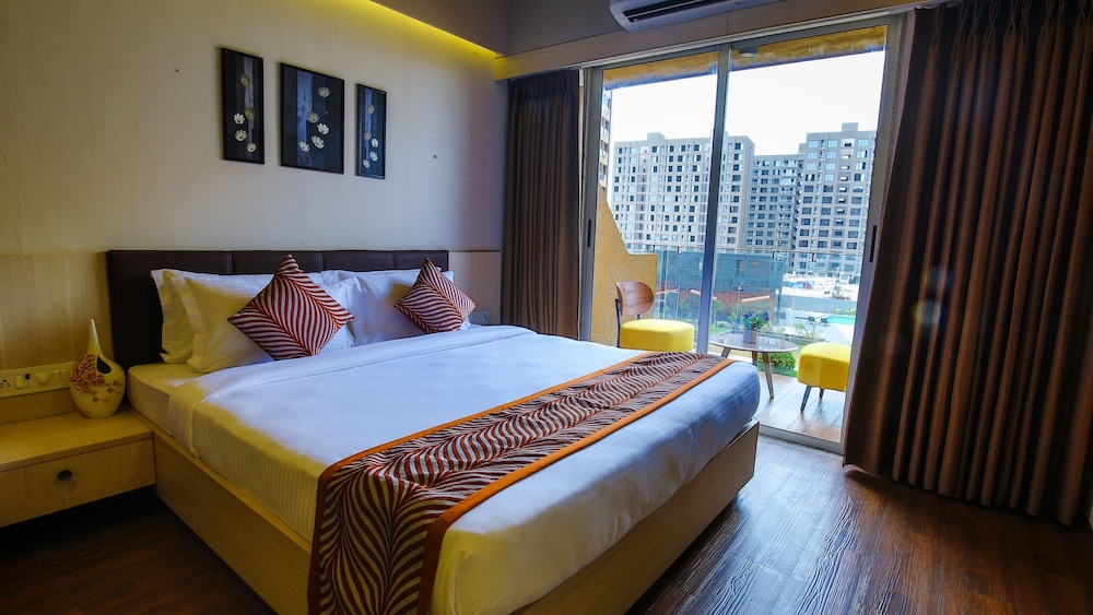 Deluxe Room - Photo 5