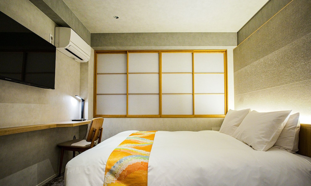 Basic Double or Twin Room (1st Floor)
