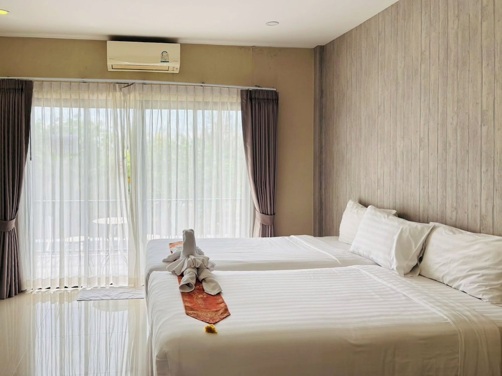 Double or Twin Room, Pool View