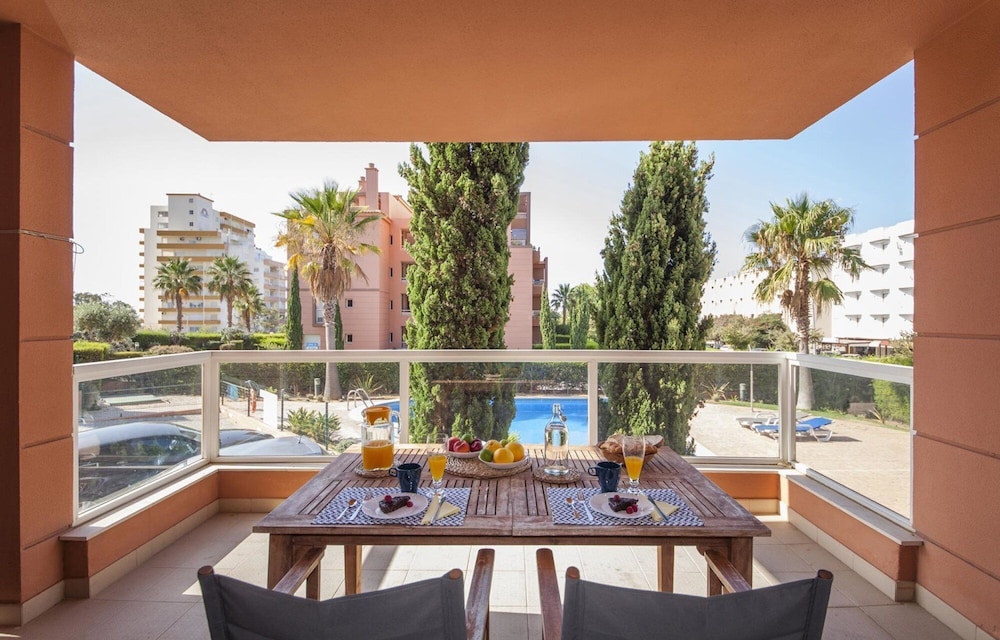 B02 - Fantastic Apartment With Pool Almost on the Sandy Beach, Photo 18