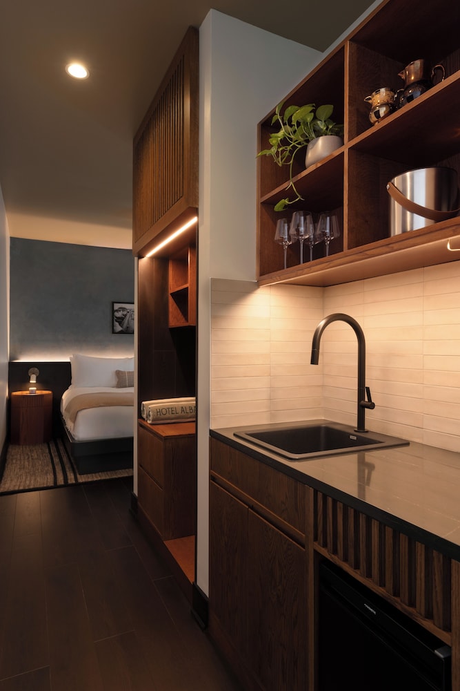 Luxury Suite, 1 King Bed with Sofa bed photo 1