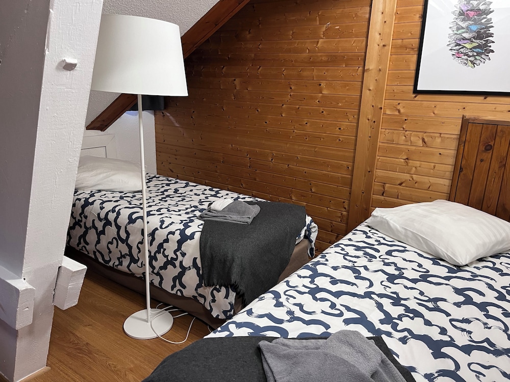 Standard Quadruple Room, Valley View photo 2