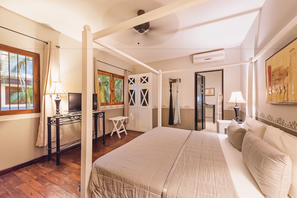 Executive Room, 1 King Bed - Photo 4