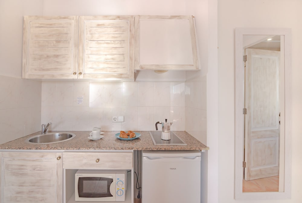 Economy Apartment, 1 Bedroom (Sunrise) - Photo 9