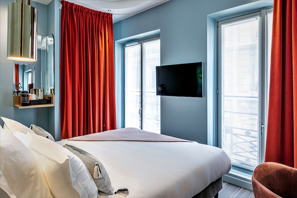 Classic Room, 1 Queen Bed photo 3