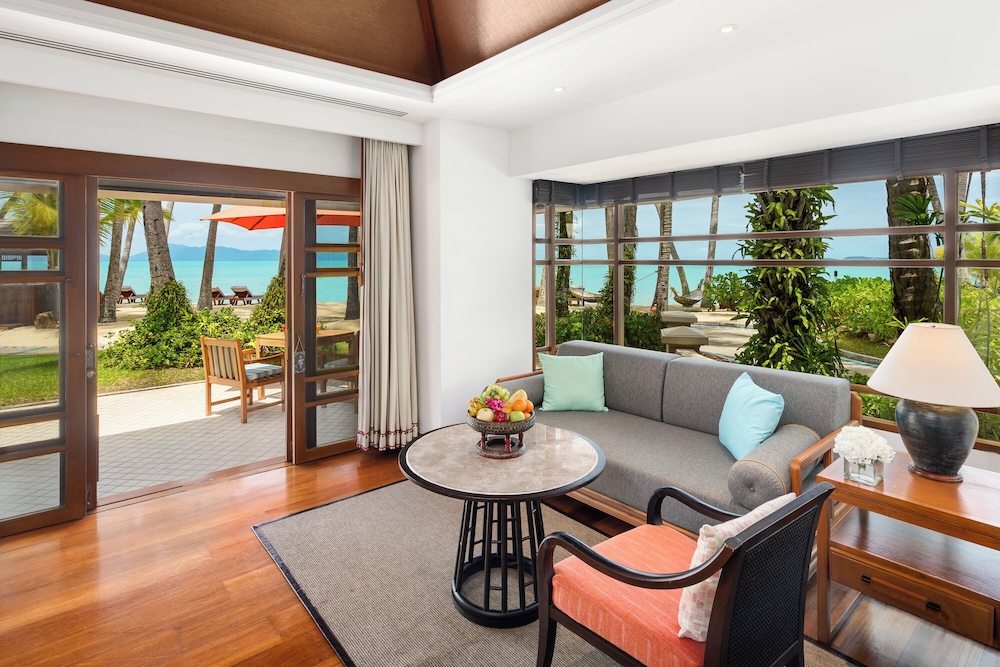 Deluxe Villa, Beachfront (Plunge Pool) photo 1