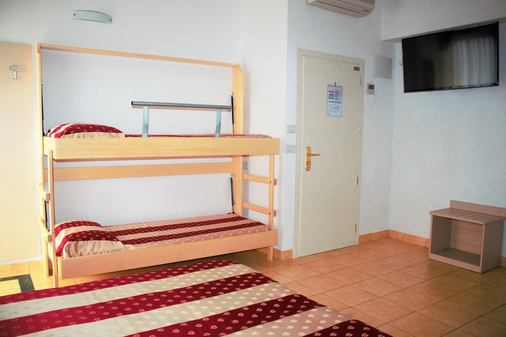 Elite Room, Balcony, Garden View photo 3