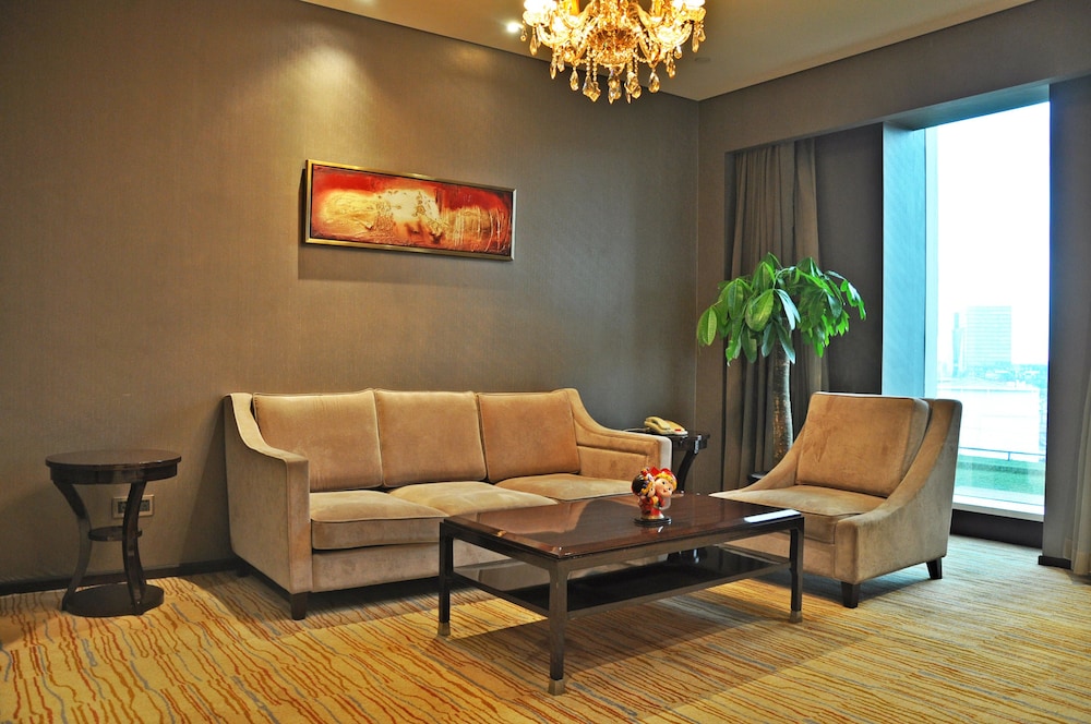 Executive Suite photo 1