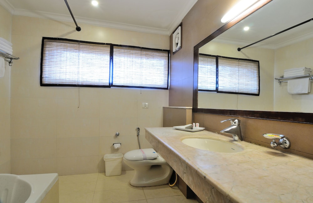 Deluxe Room, Non Smoking photo 2