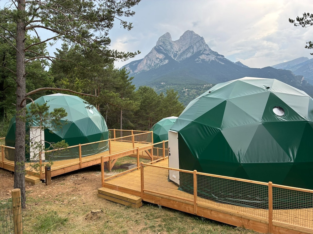 Panoramic Cabin