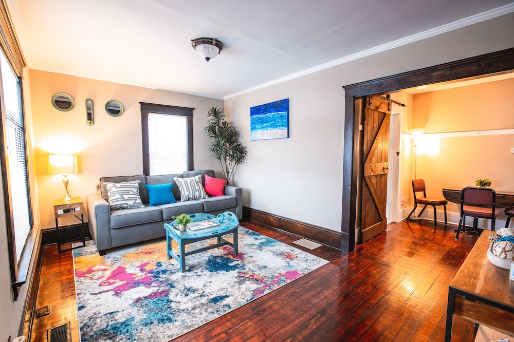 Premium Bungalow photo 1
