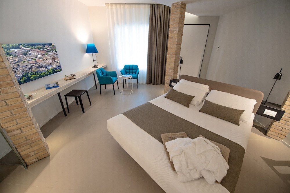 Superior Double Room, Garden View (San Vicino) photo 3