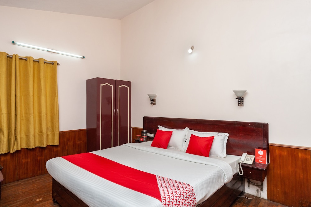 Deluxe Double or Twin Room, 1 King Bed