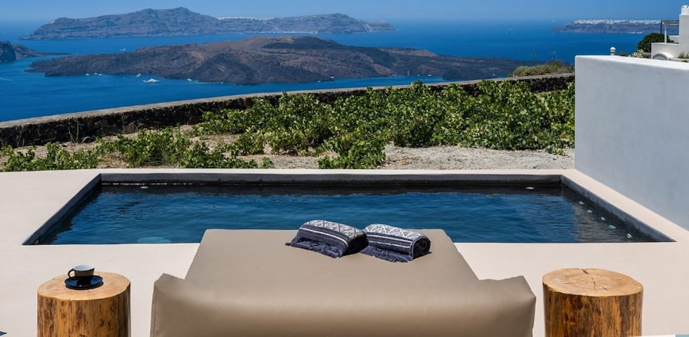 Suite Heated Private Pool