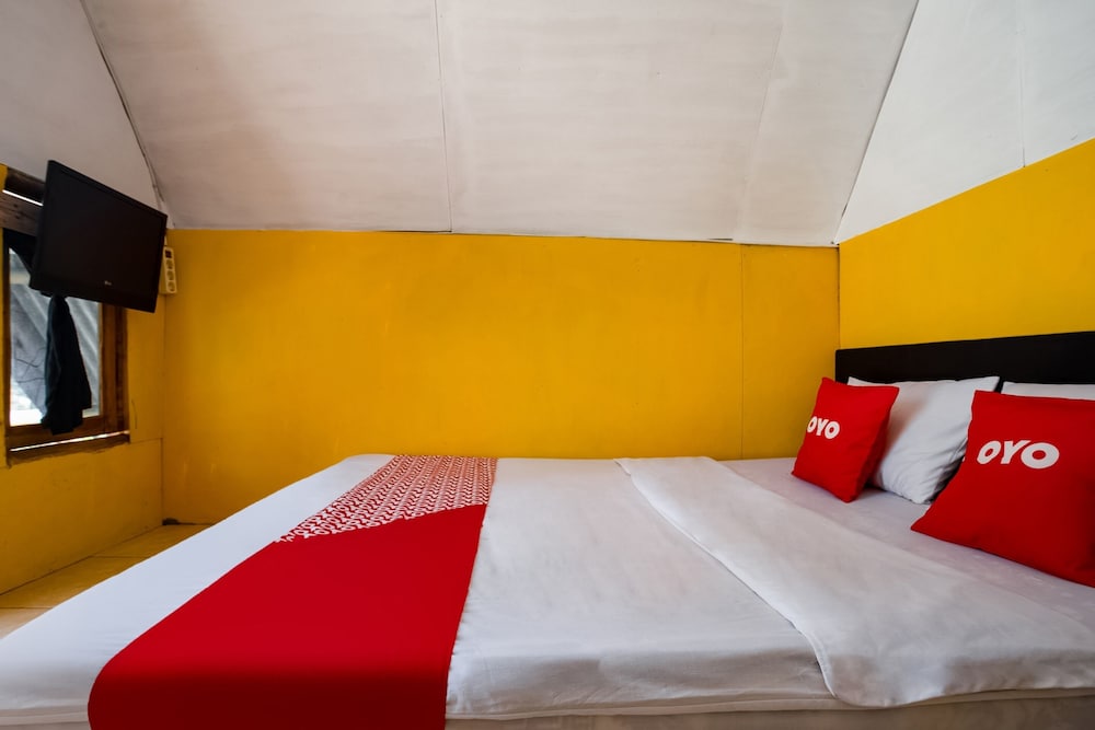 Standard Double Room - Photo 9
