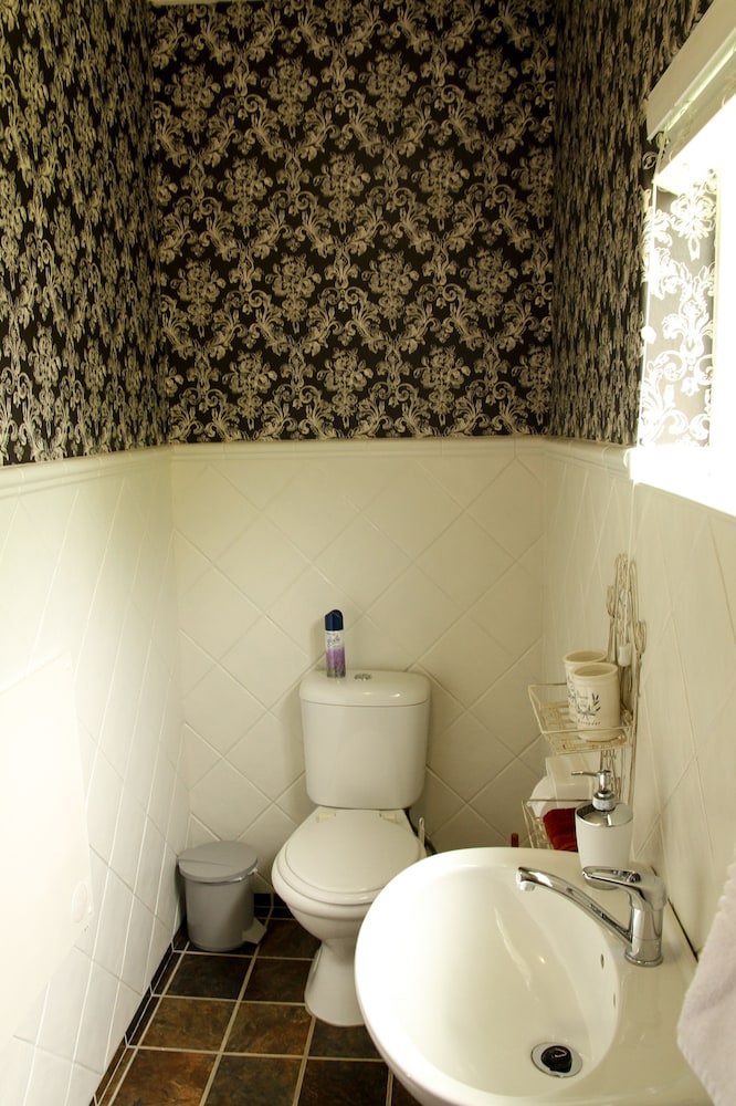 Double Room (Lavender ) photo 3