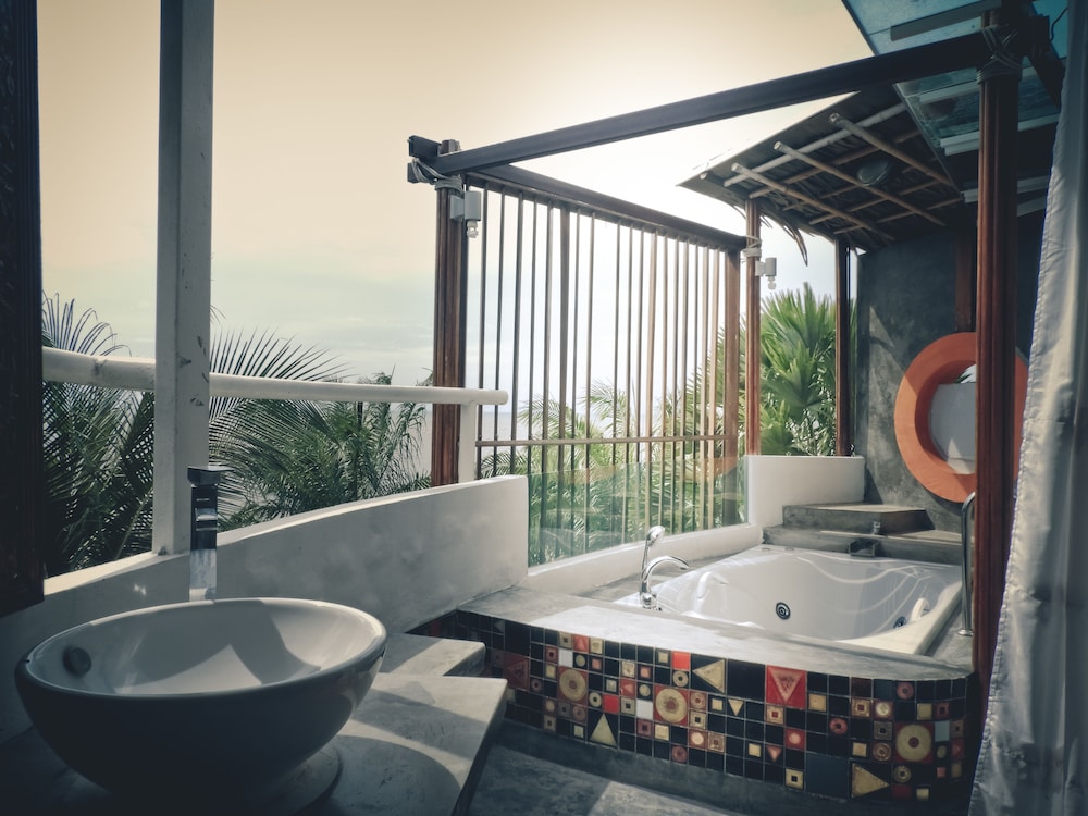 Penthouse photo 3