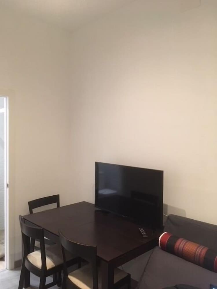Basic Apartment, 1 Bedroom (Interior 2/4 pax) photo 3