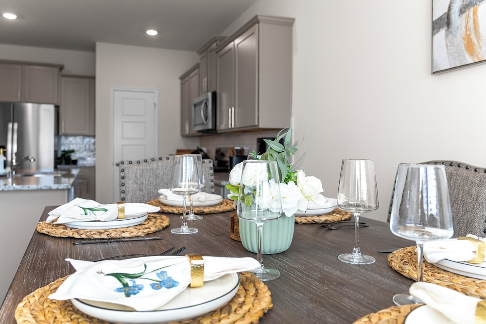 Luxurious 4-Bed Home in Aubrey TX, Billede 5
