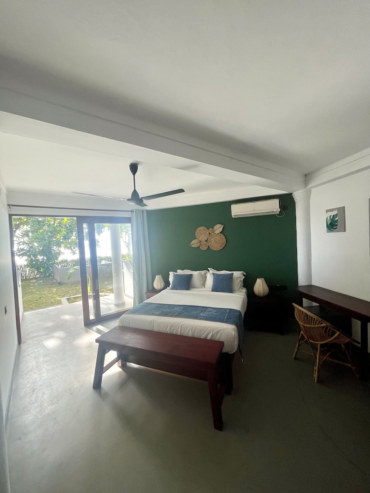 Standard Double Room, Ocean View photo 3