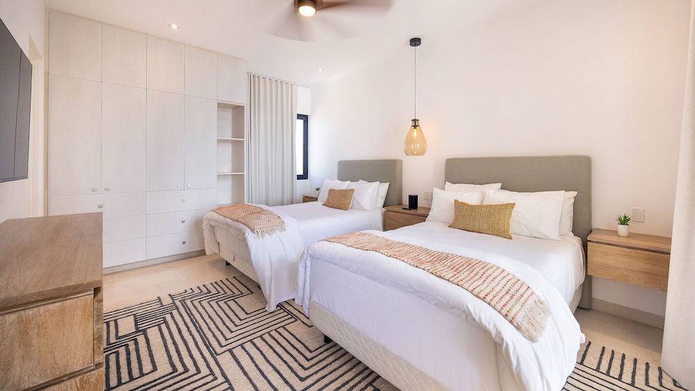 Premium Condo, 3 Bedrooms
