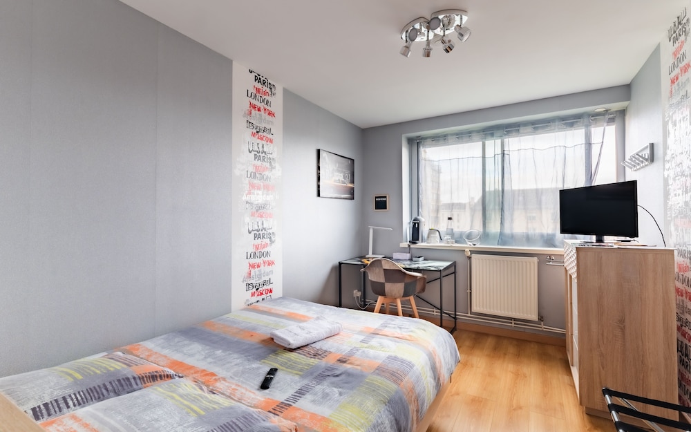 Double Room, Shared Bathroom (Sympa)