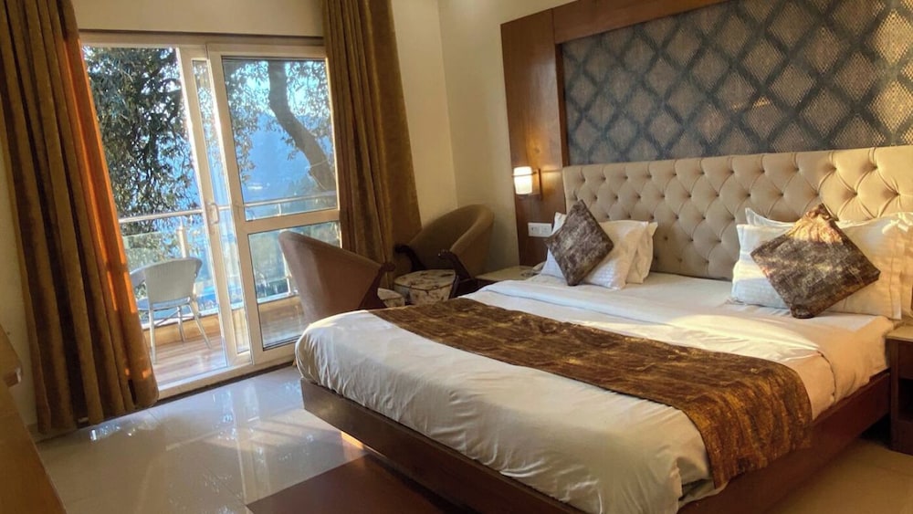Luxury Room - Photo 6