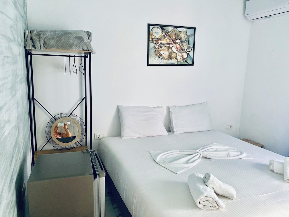 Economy Double Room photo 1