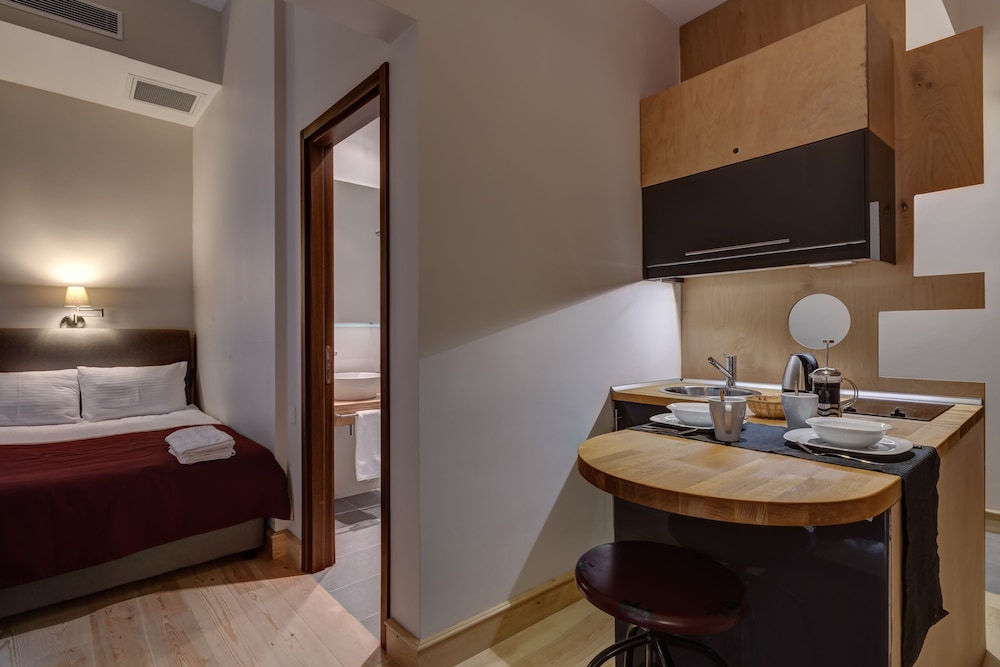 Suite Room with Kitchenette photo 1
