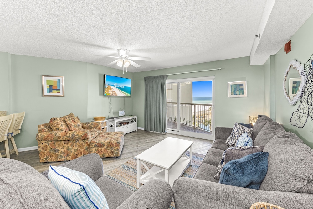 Premium Condo, 2 Bedrooms, Balcony photo 1