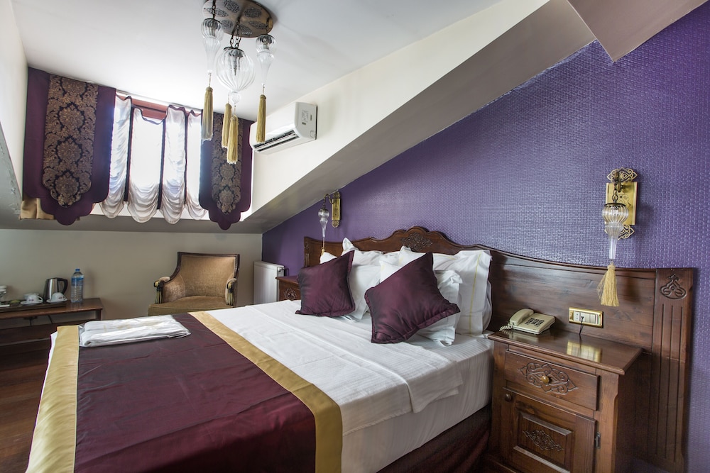 Economy Double Room photo 3