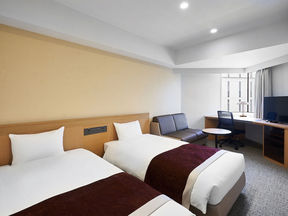 Twin Room for 3PAX Non Smoking